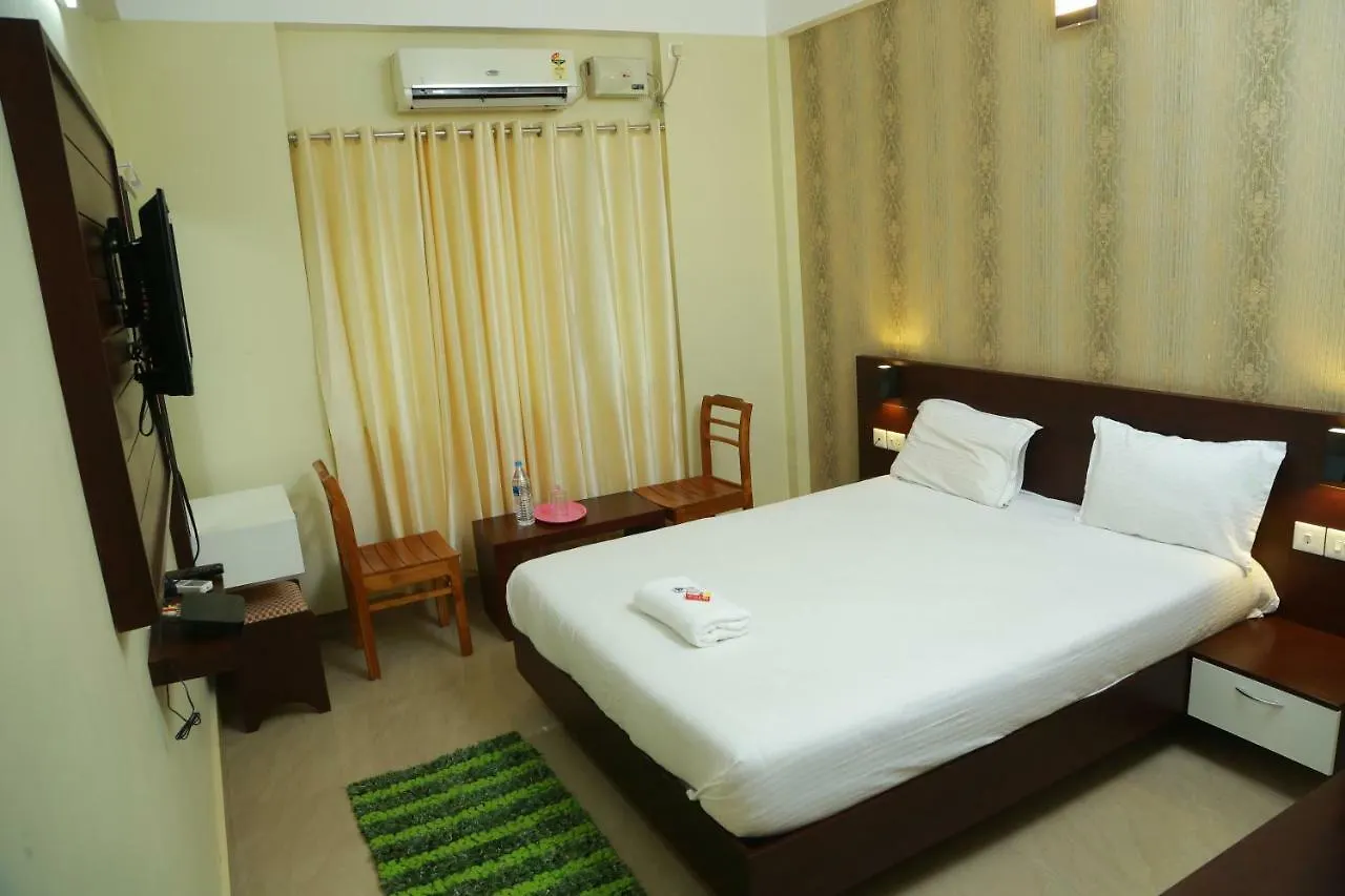 Hotel Brahmaputhra Guruvāyūr 3*,  인도